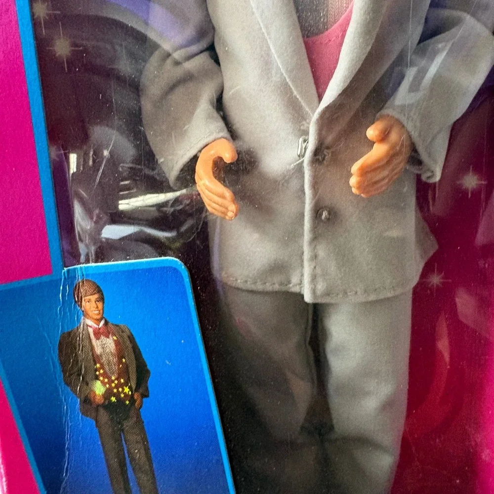 Vintage 1985 Mattel Dream Glow Ken Doll 2250 NIB Glow in the Dark Vest Corsage